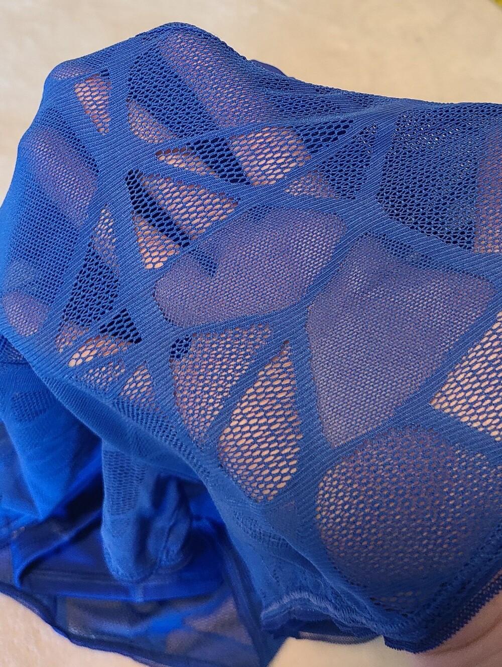 Lululemon Harbor Blue Mesh Athletic Shorts Size Size 10 - Picture 6 of 7